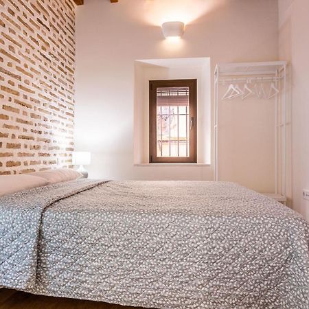 Stunning Apartment In Central Sevilla Eksteriør bilde