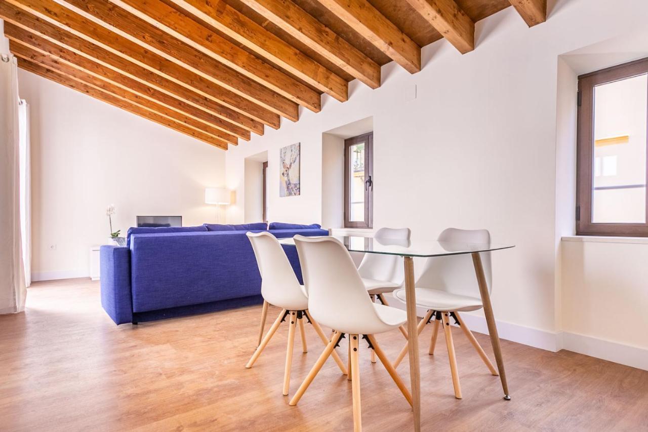 Stunning Apartment In Central Sevilla Eksteriør bilde