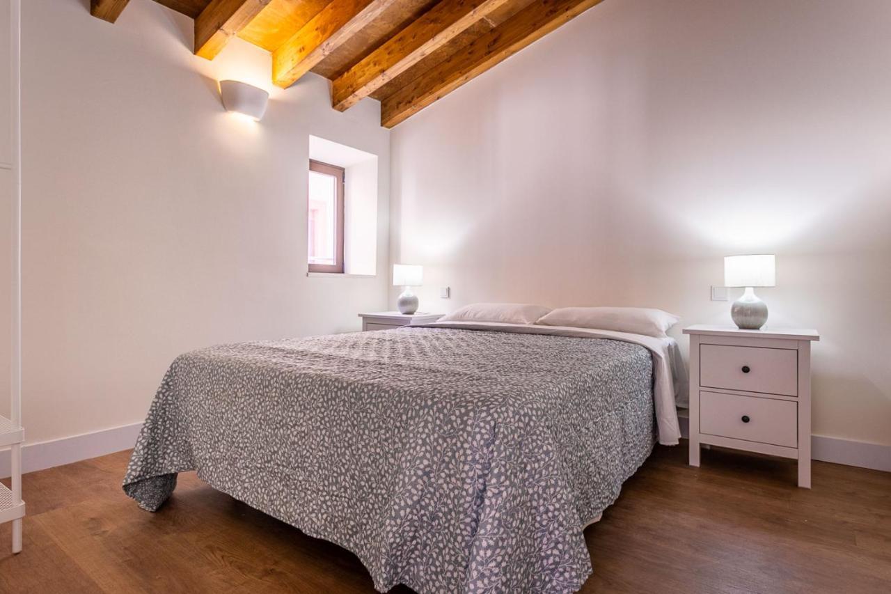 Stunning Apartment In Central Sevilla Eksteriør bilde