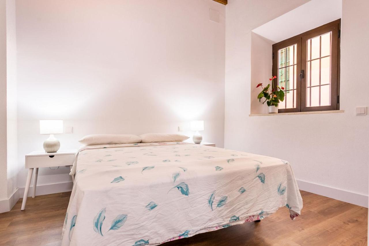 Stunning Apartment In Central Sevilla Eksteriør bilde