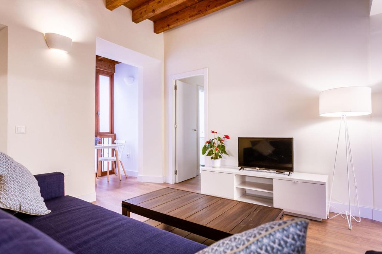 Stunning Apartment In Central Sevilla Eksteriør bilde